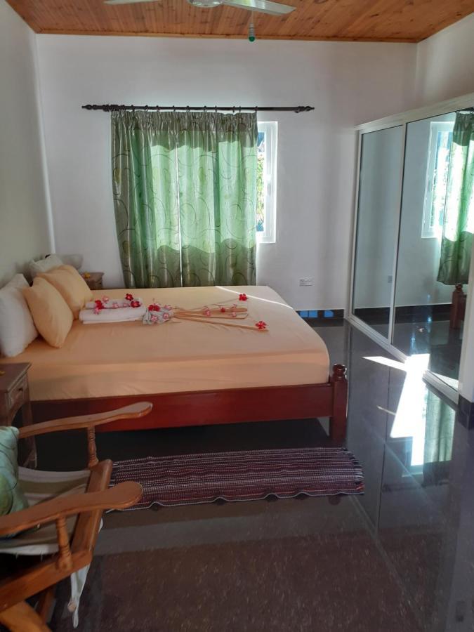 Corner Bay Apartments Beau Vallon,Mahe Victoria Eksteriør bilde