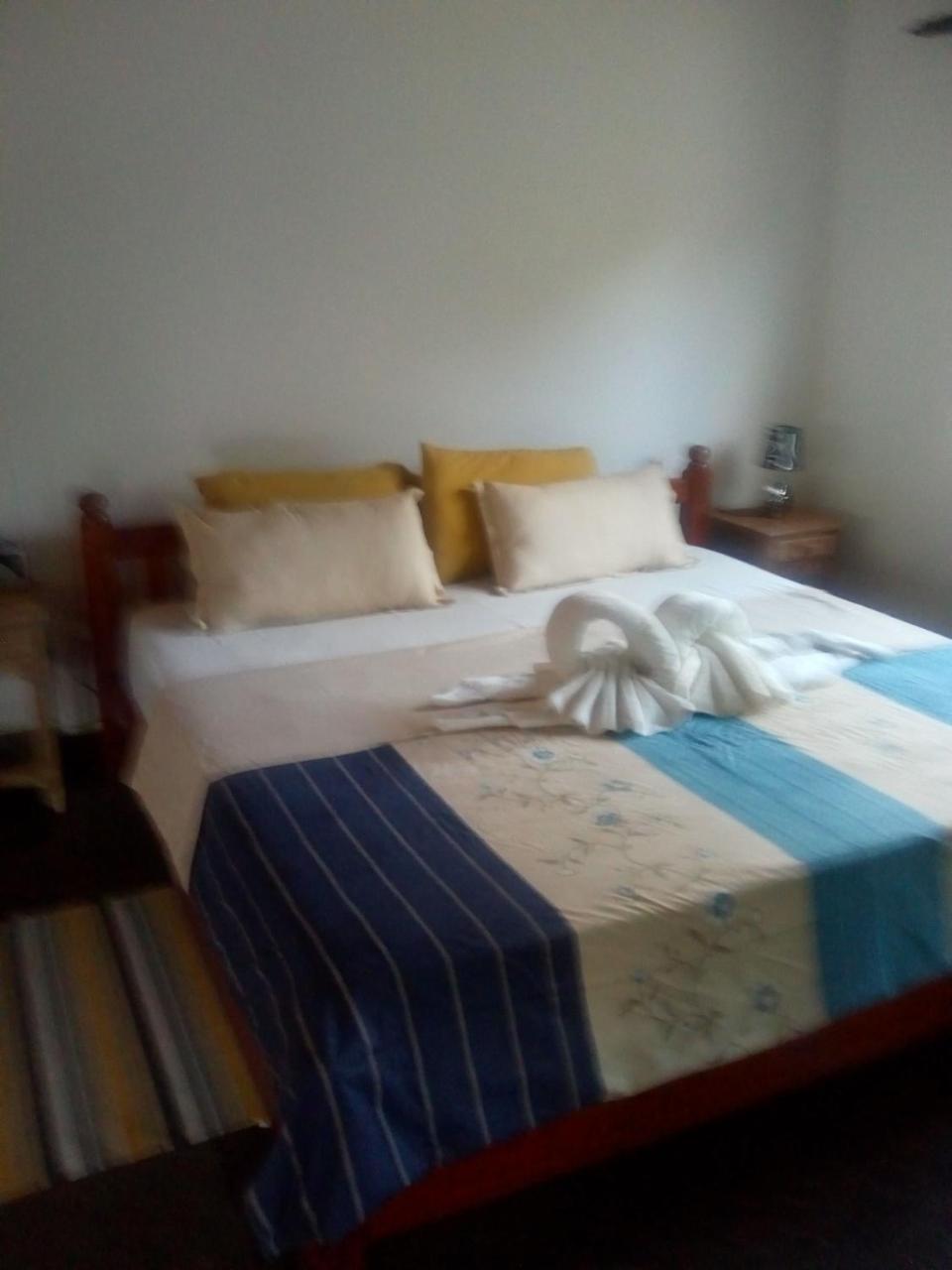Corner Bay Apartments Beau Vallon,Mahe Victoria Eksteriør bilde